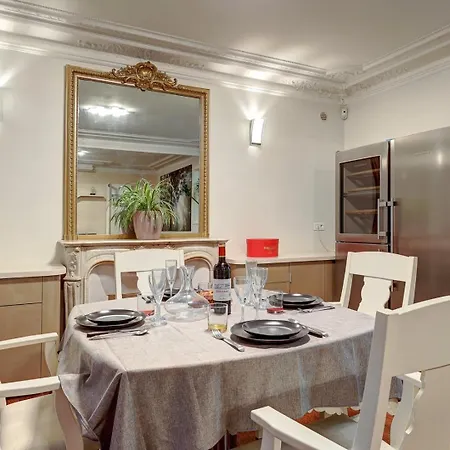 673 Richard - Superb In Paris