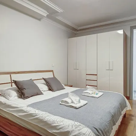 673 Richard - Superb In Apartment